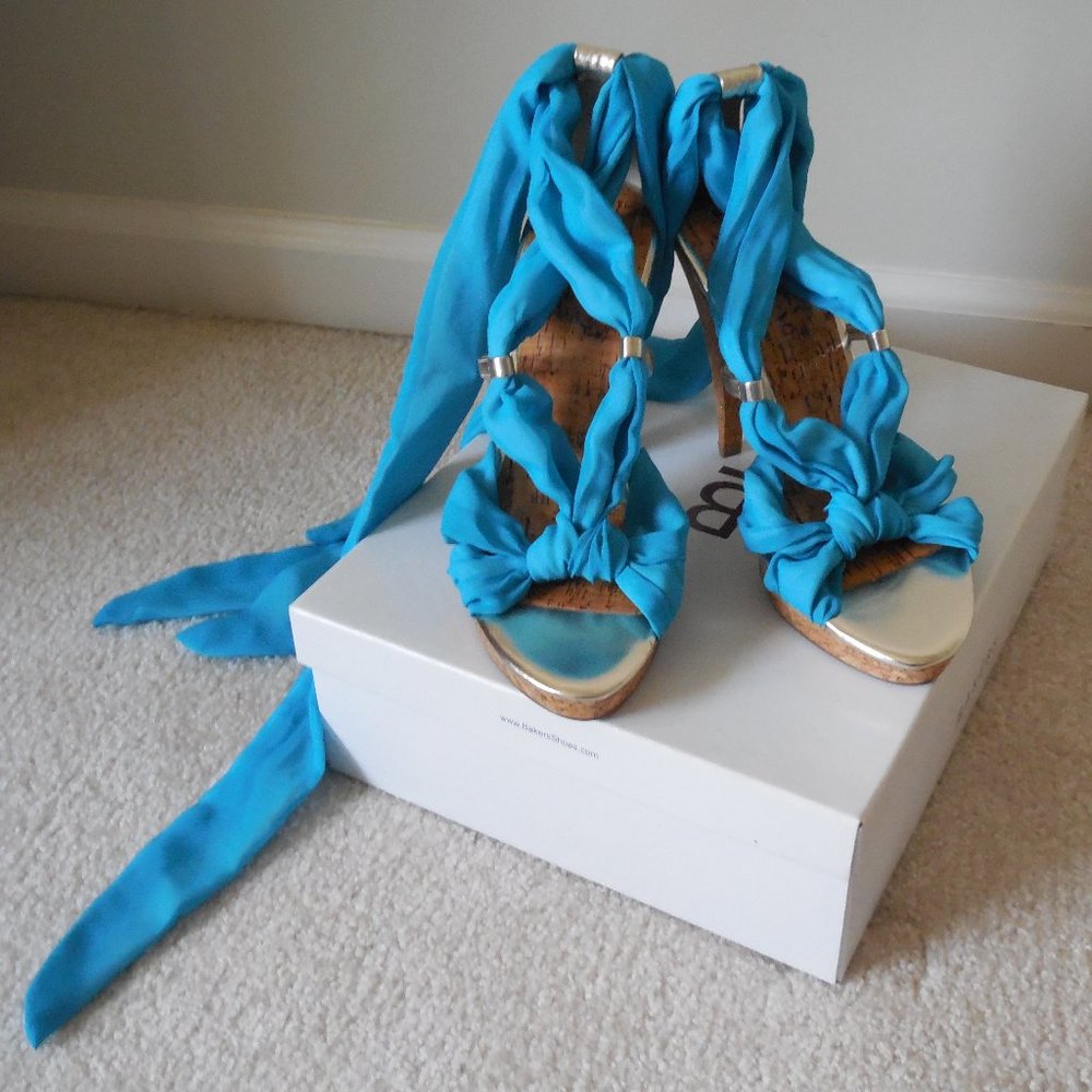 Bakers "Tonya" Blue Fabric/Cork Sandals Size 8